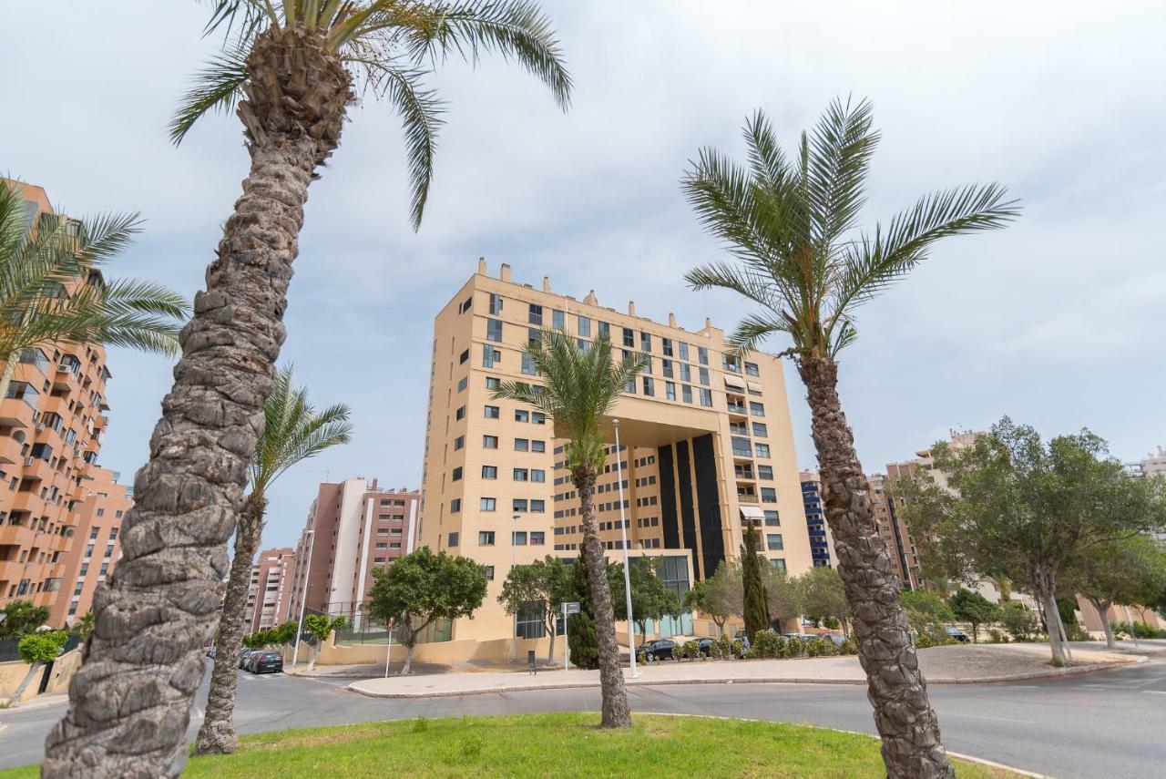 דירות קאלה דה פינסטראט Edificio Puerta Mitica מראה חיצוני תמונה